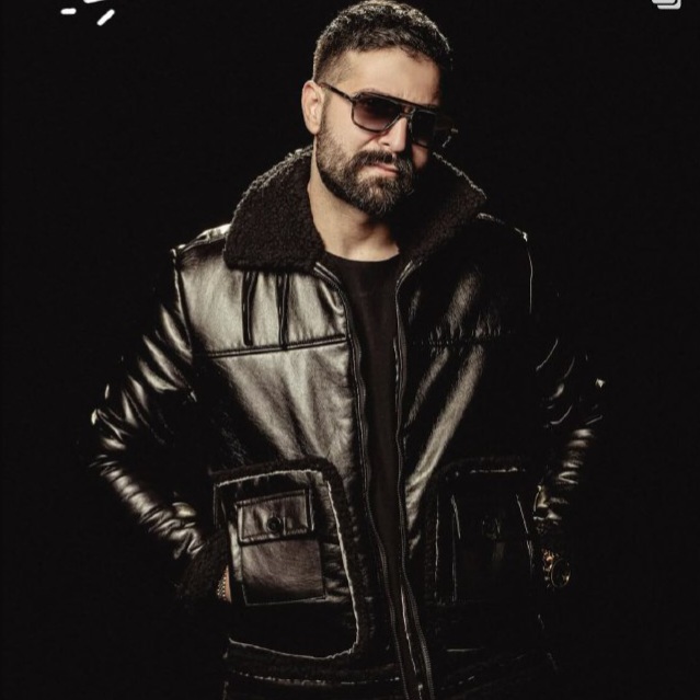 دانلود آهنگ حمید هیراد با من تنها نفس نفس بمان دانلود آهنگ حمید هیراد با من تنها نفس نفس بمان